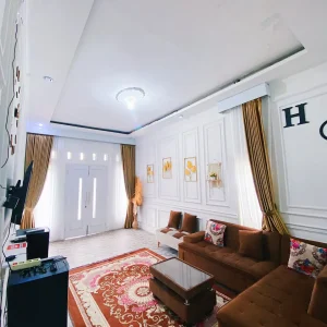 11. chelsea homestay