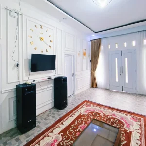 12. chelsea homestay